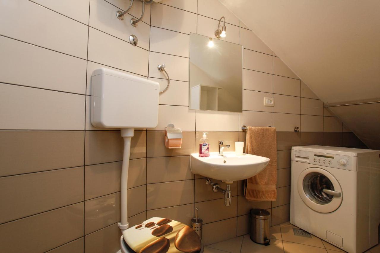 Apartment Piranesi With A Parking Space 풀라 외부 사진