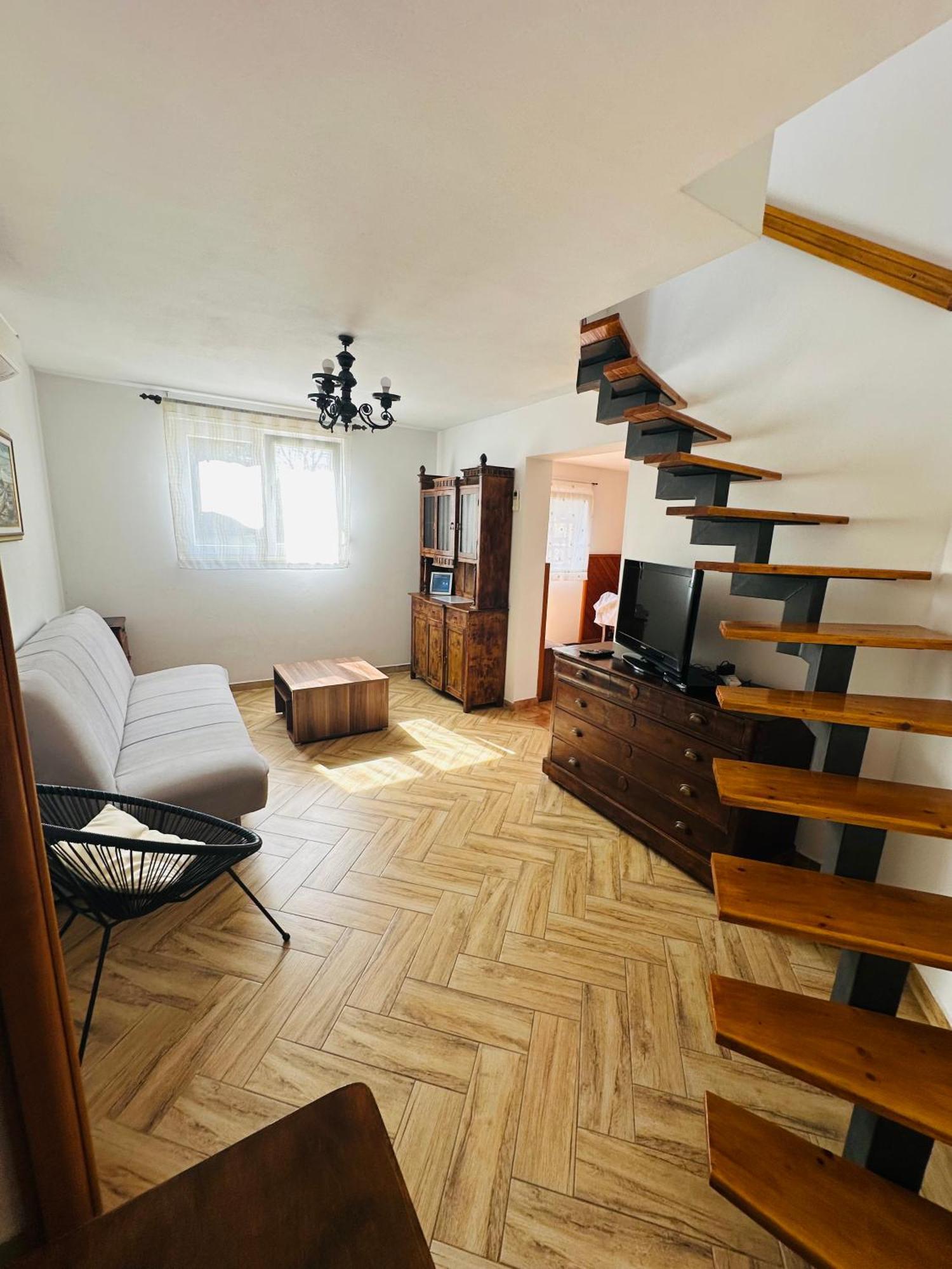 Apartment Piranesi With A Parking Space 풀라 외부 사진
