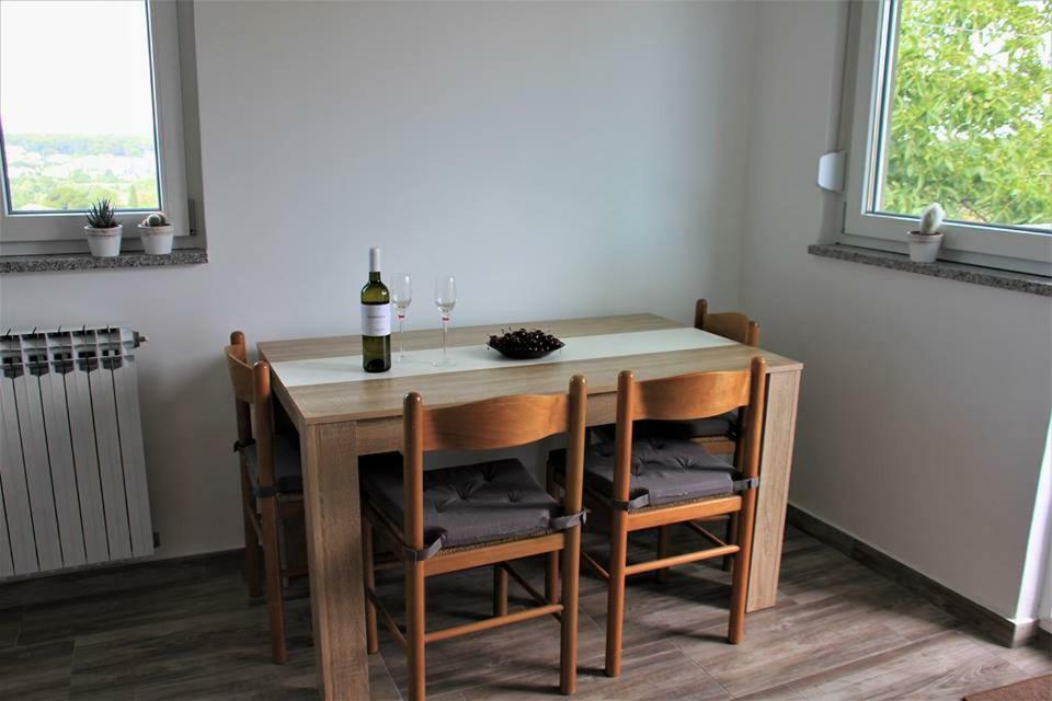 Apartment Piranesi With A Parking Space 풀라 외부 사진